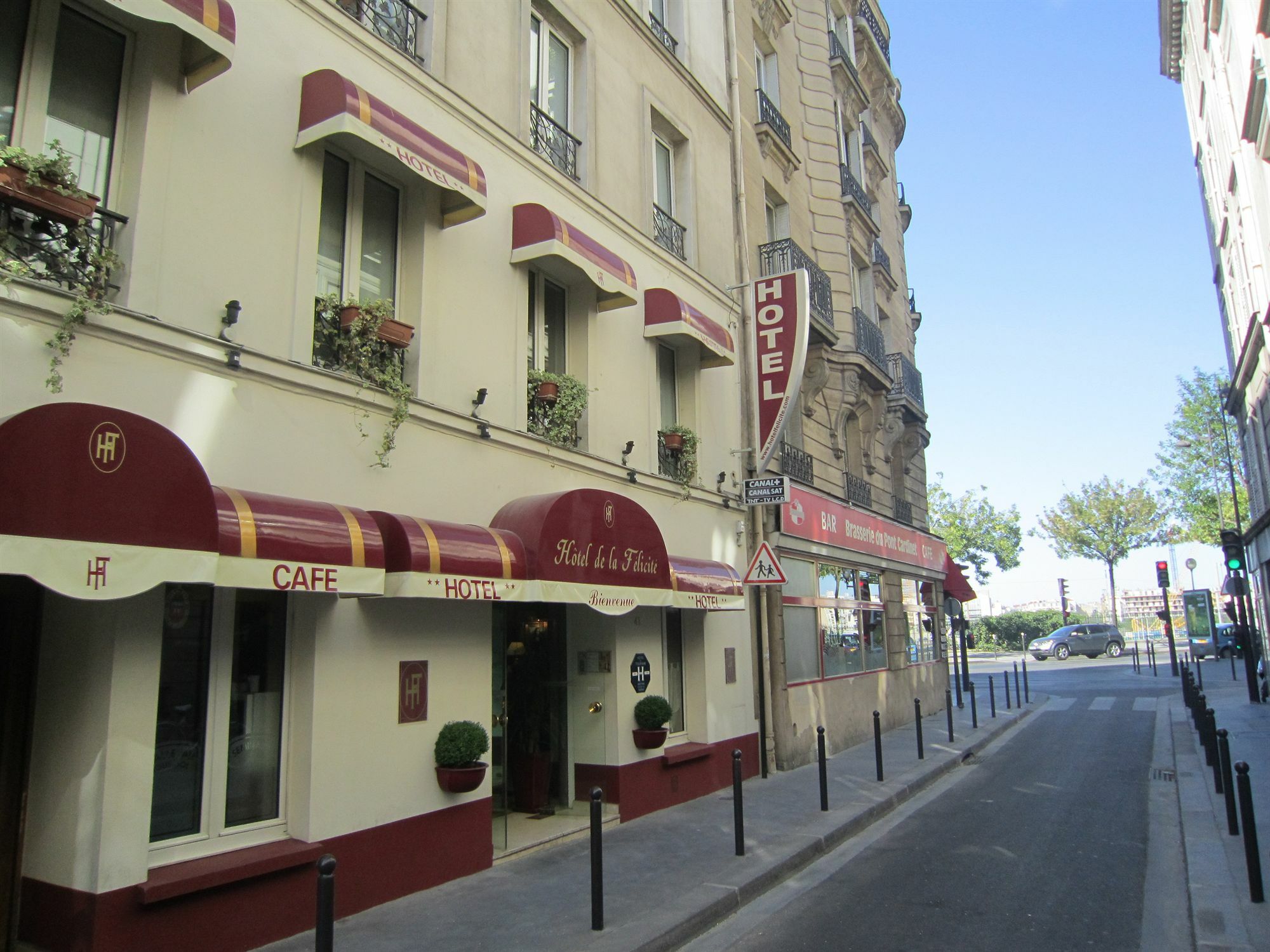 Hotel De La Felicite Paris Exterior photo